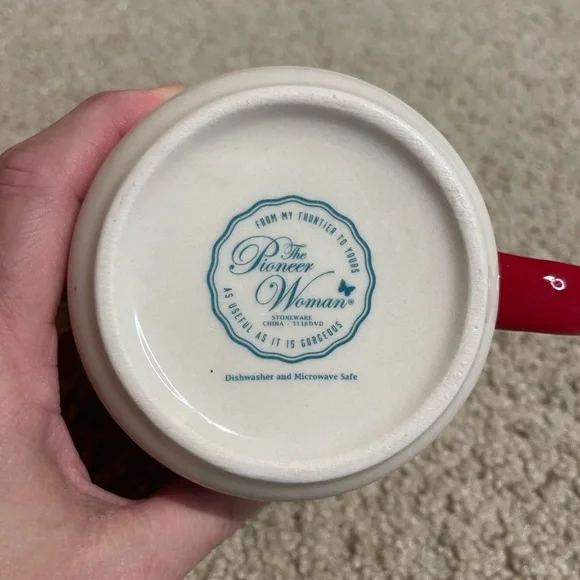 The Pioneer Woman Christmas Western boot mug - Picture 3 of 4